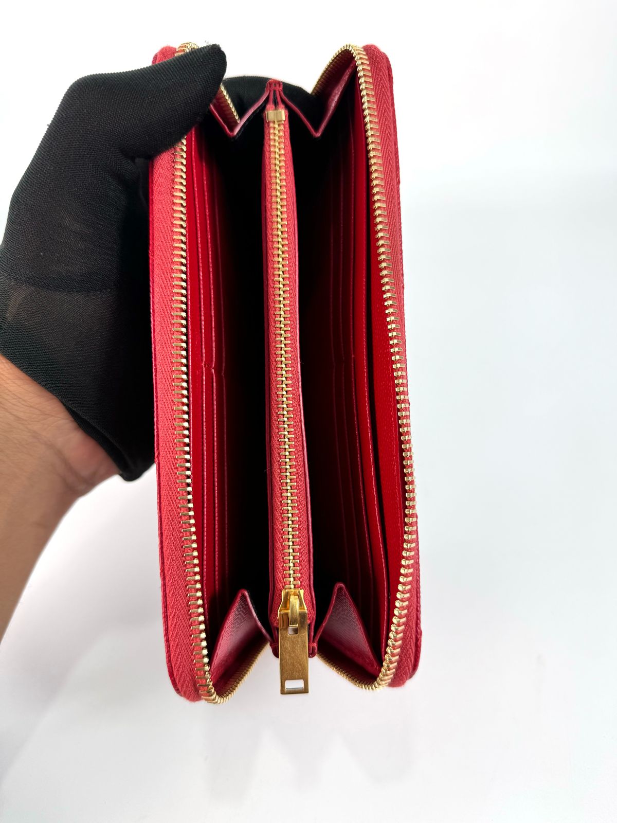 Ysl Zippy Wallet