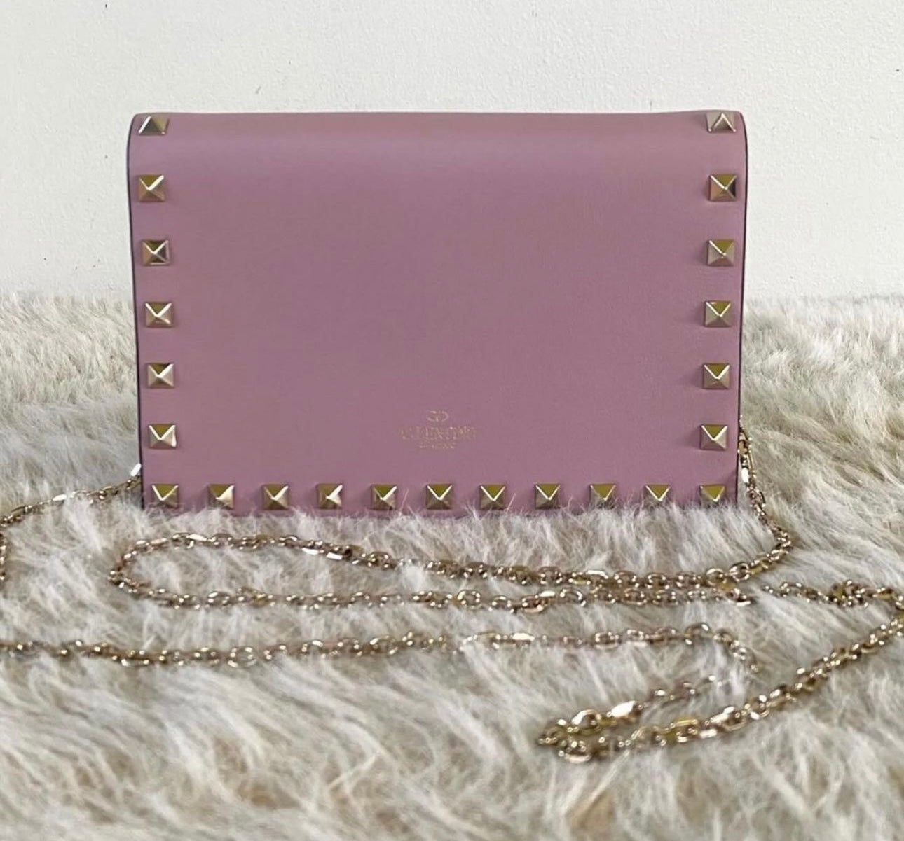 Valentino Wallet on Chain