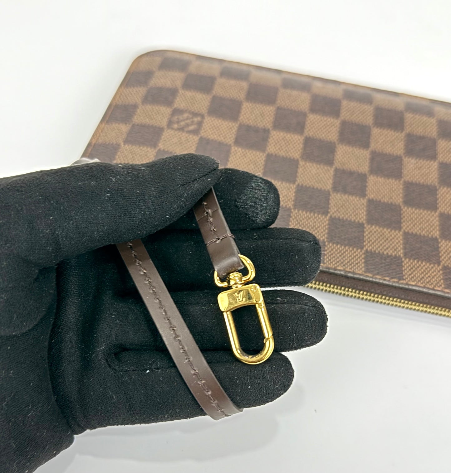 Louis Vuitton  Damier Pouch