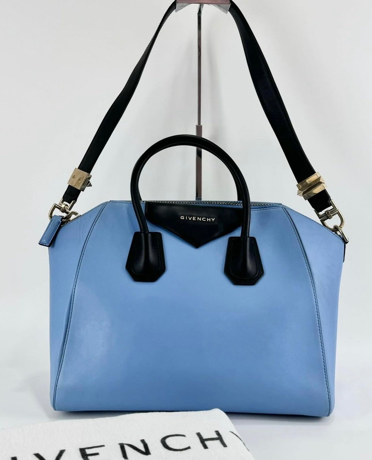 Givenchy Antigona