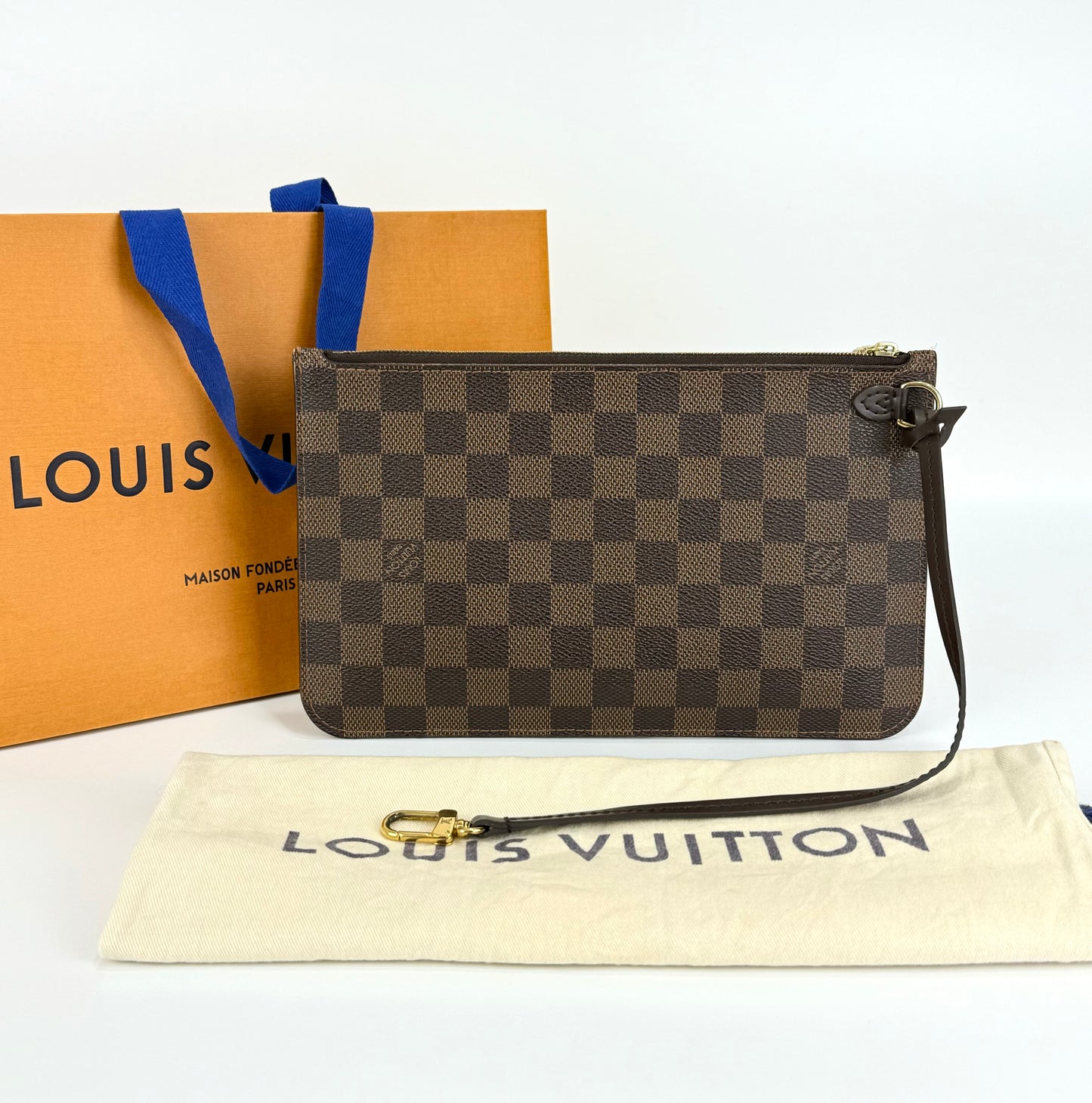 Louis Vuitton  Damier Pouch